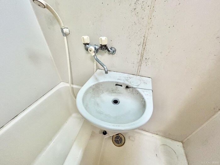 物件内観写真10　(洗面)