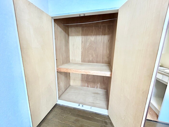 物件内観写真12　(収納)