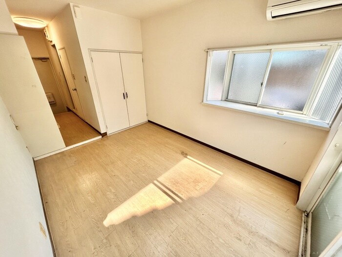 物件内観写真16　(居室)
