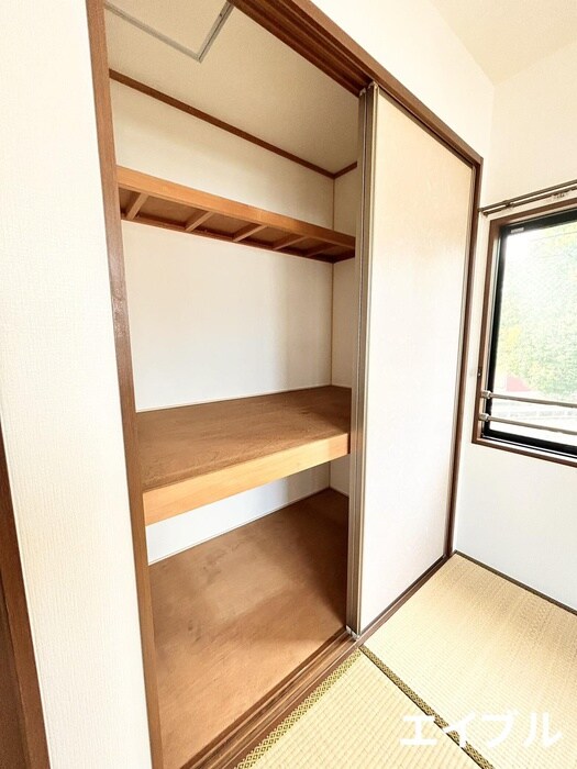 物件内観写真13　(収納)