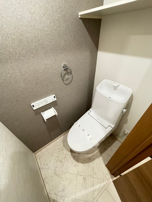 物件内観写真9　(トイレ)