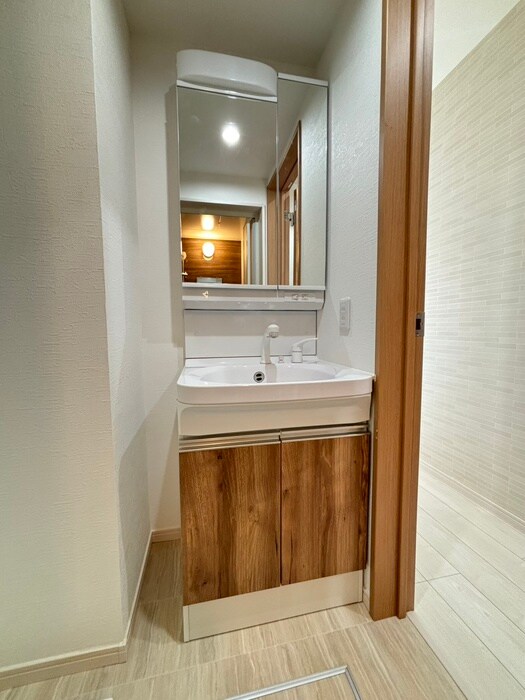 物件内観写真10　(洗面)