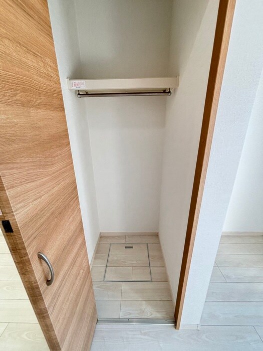 物件内観写真11　(収納)