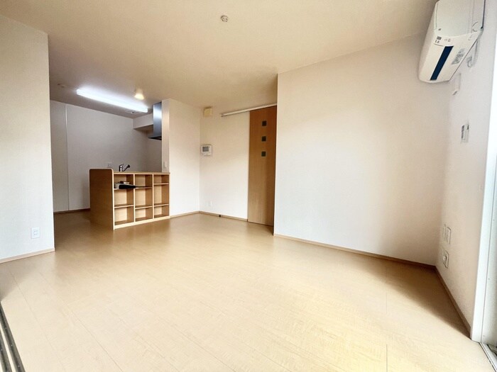 物件内観写真6　(居室)