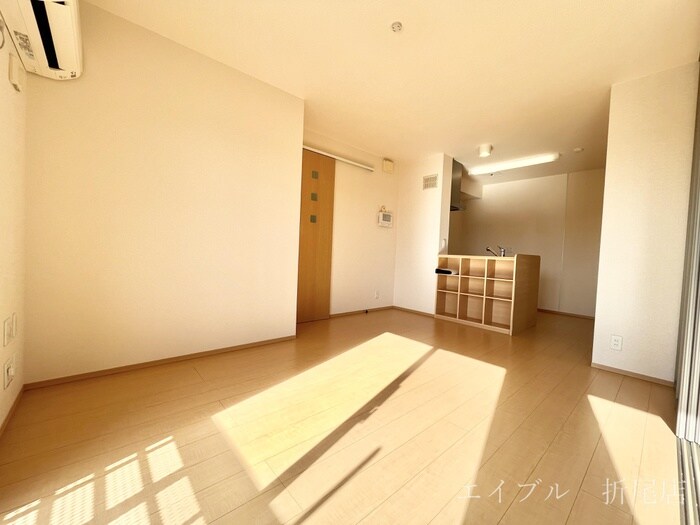 物件内観写真6　(居室)