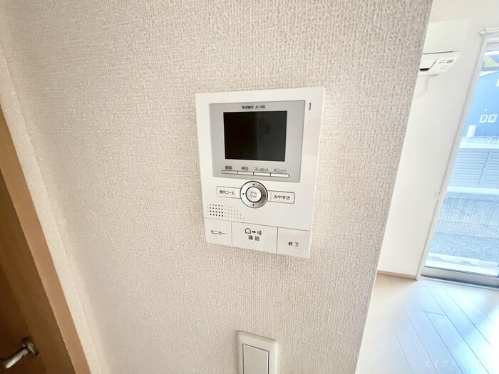 物件内観写真14　(廊下)