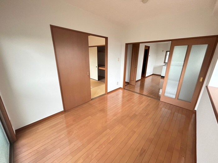 物件内観写真6　(居室)