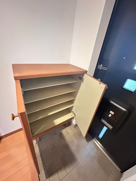 物件内観写真13　(靴箱)