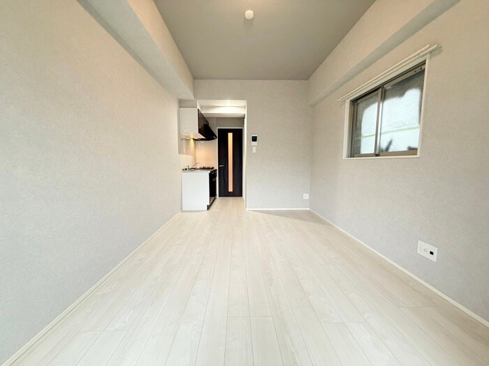 物件内観写真2　(居室)