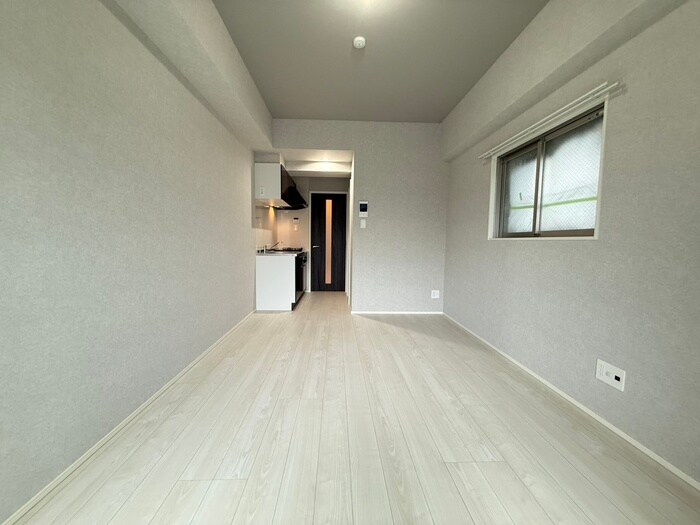 物件内観写真2　(居室)