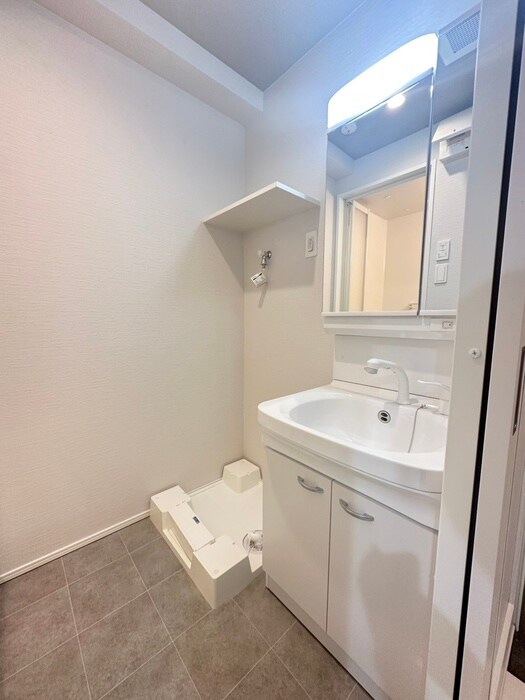 物件内観写真5　(洗面)