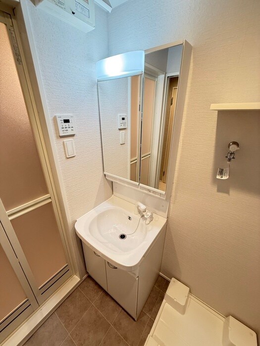 物件内観写真6　(洗面)