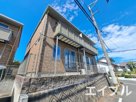 ファミ－ユＢ外観写真
