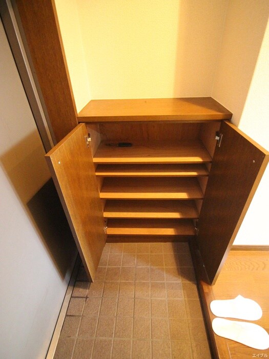 物件内観写真16　(靴箱)