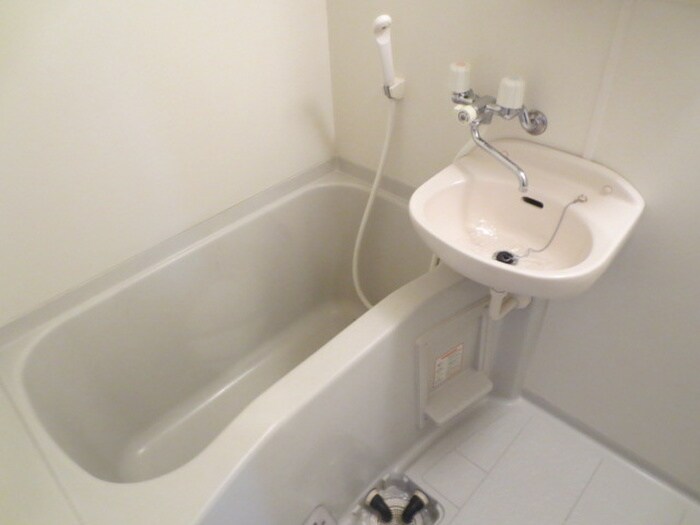 物件内観写真16　(バス／シャワールーム等)