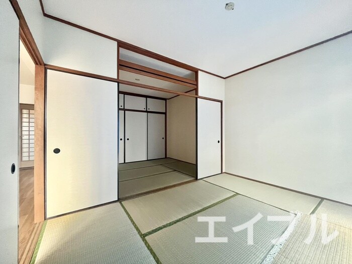 物件内観写真8　(居室)