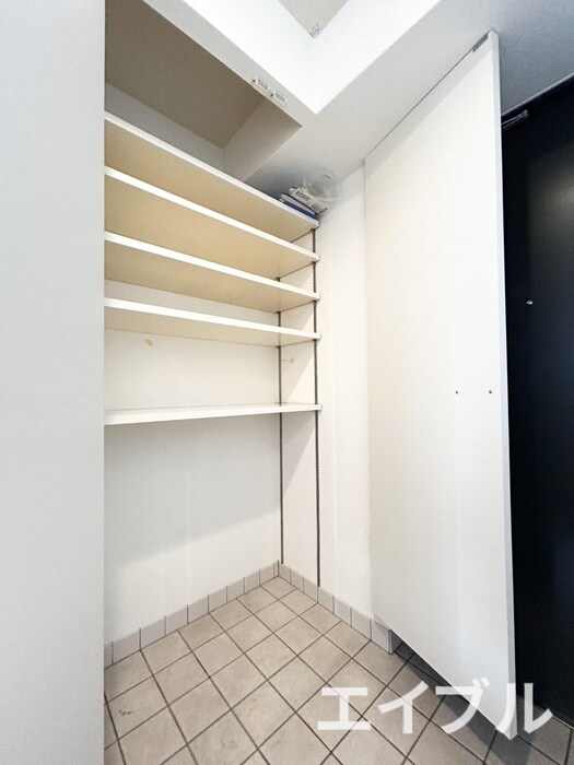 物件内観写真7　(靴箱)