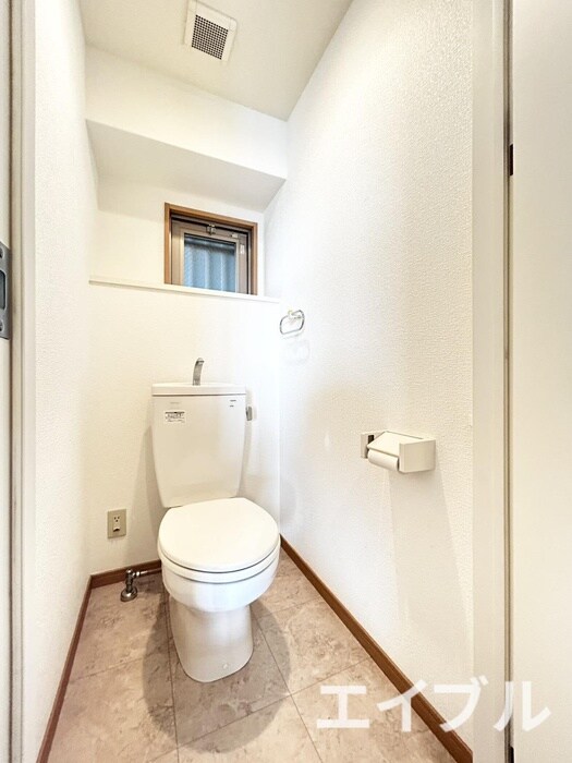 物件内観写真11　(トイレ)