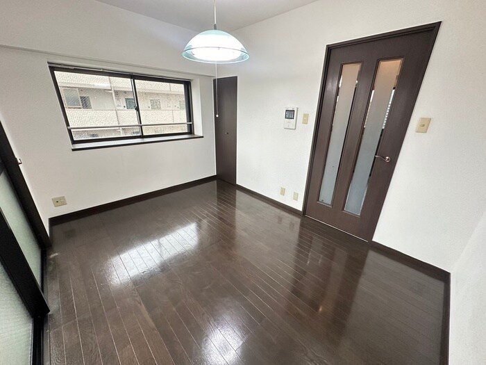 物件内観写真6　(居室)