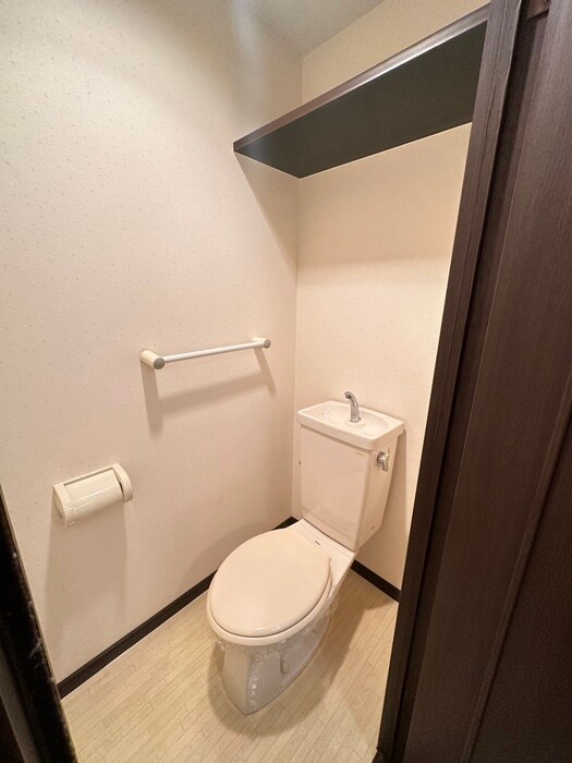 物件内観写真9　(トイレ)