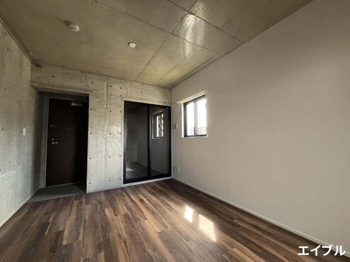 物件内観写真8　(居室)