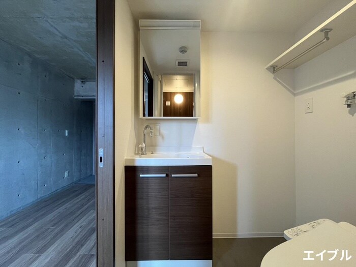 物件内観写真12　(洗面)