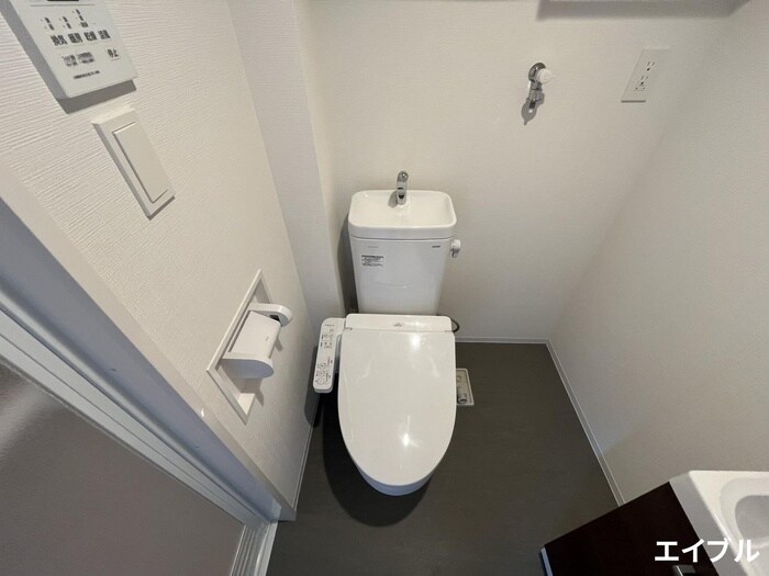 物件内観写真14　(トイレ)