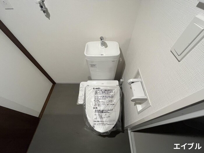 物件内観写真14　(トイレ)