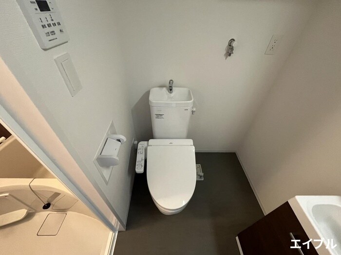 物件内観写真14　(トイレ)