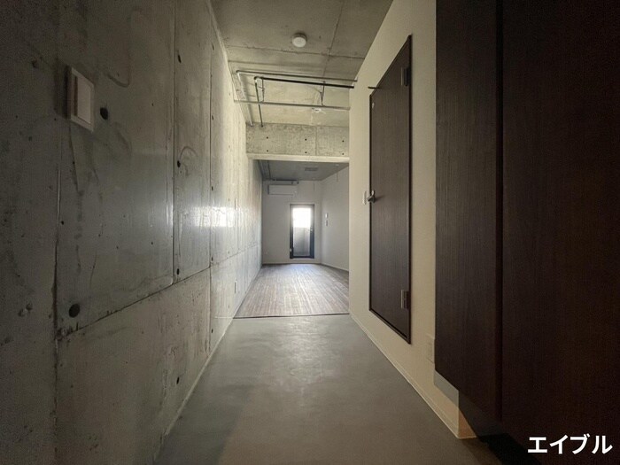 物件内観写真15　(玄関)