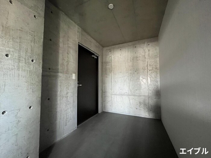 物件内観写真15　(玄関)