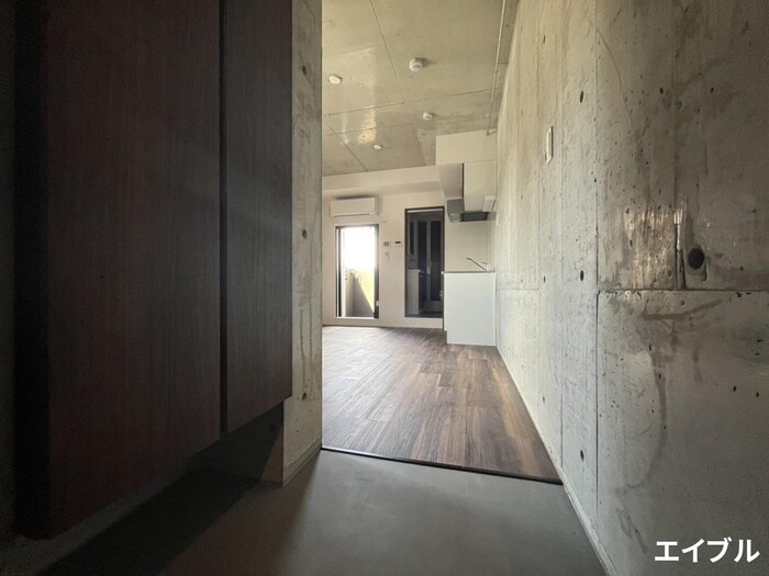 物件内観写真15　(玄関)