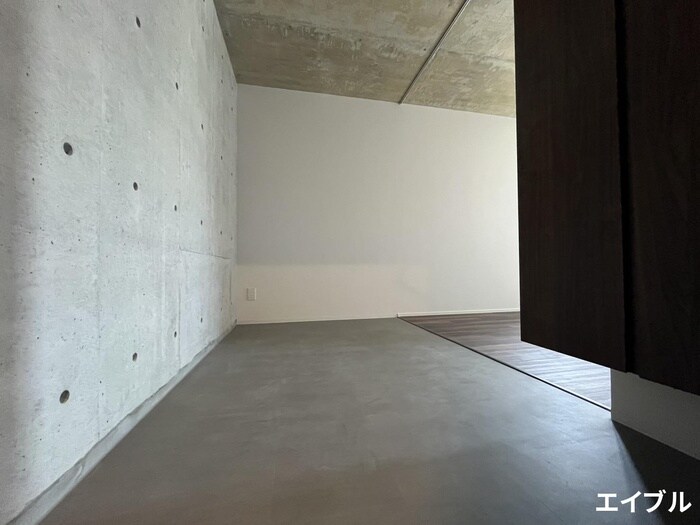 物件内観写真15　(玄関)