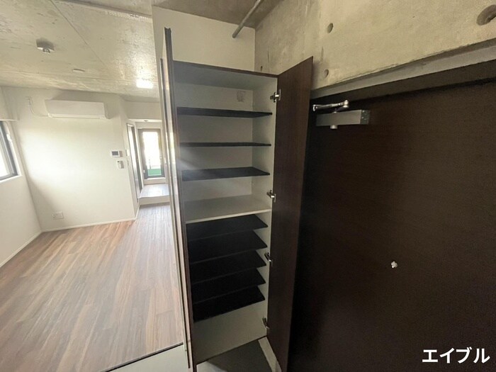 物件内観写真16　(靴箱)