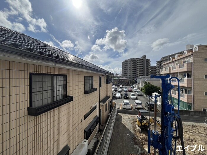 物件内観写真22　(室内からの展望)