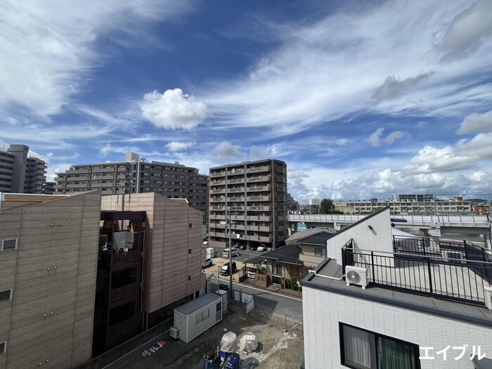 物件内観写真22　(室内からの展望)