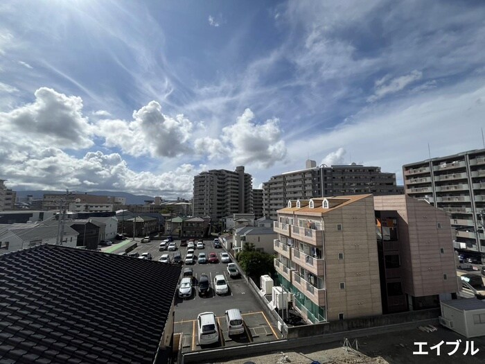 物件内観写真22　(室内からの展望)