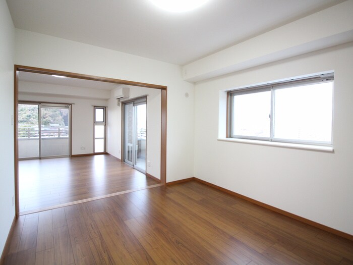 物件内観写真5　(居室)