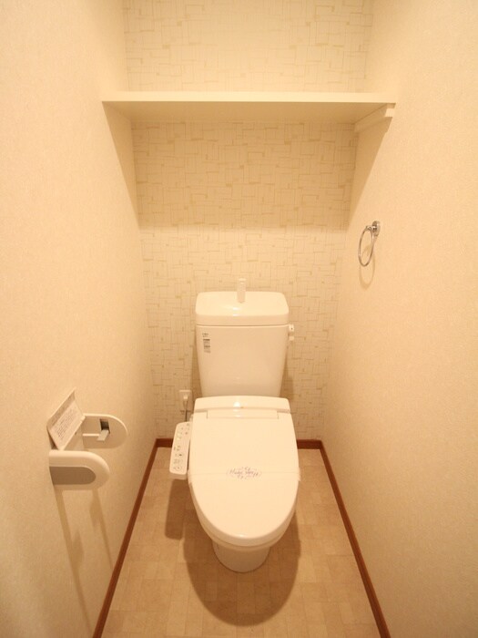 物件内観写真12　(トイレ)