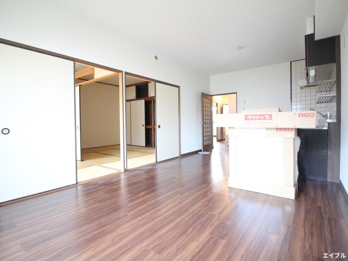 物件内観写真8　(居室)