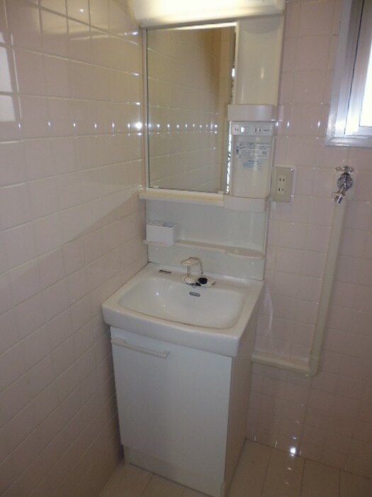 物件内観写真11　(洗面)