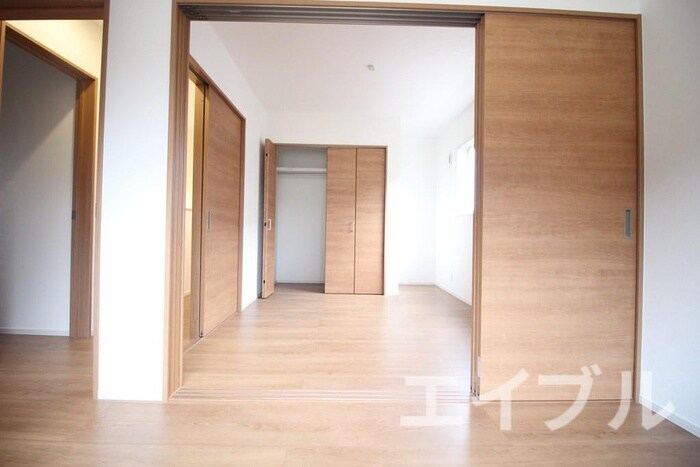 物件内観写真9　(居室)