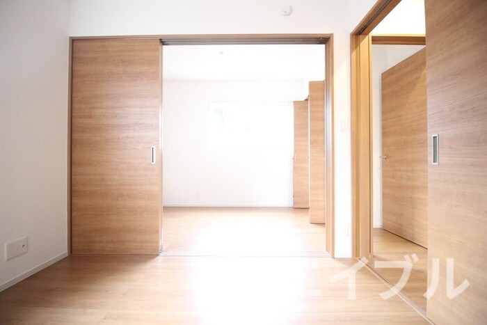 物件内観写真10　(居室)