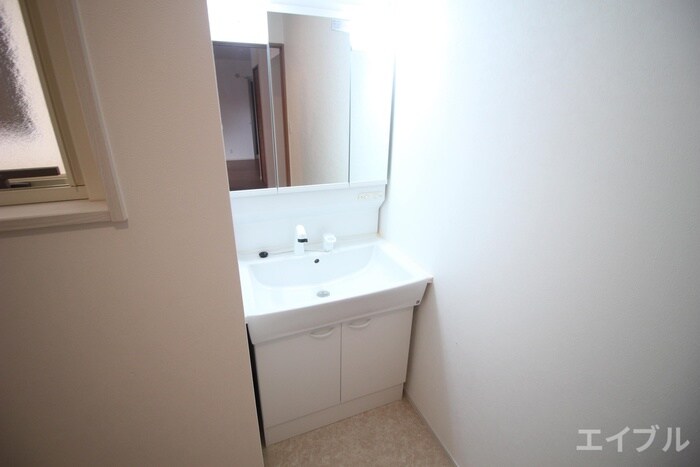 物件内観写真12　(洗面)