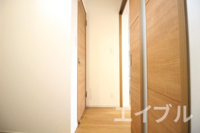 物件内観写真19　(廊下)