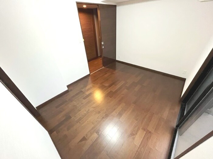 物件内観写真11　(居室)