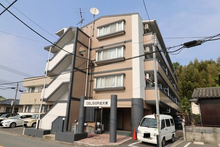 セルシオ近大東外観写真