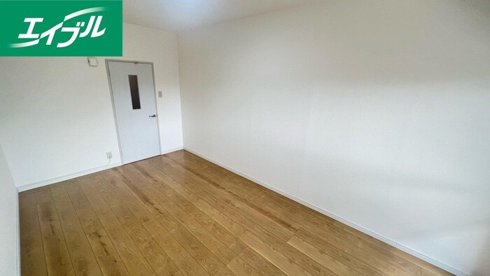 物件内観写真19　(居室)