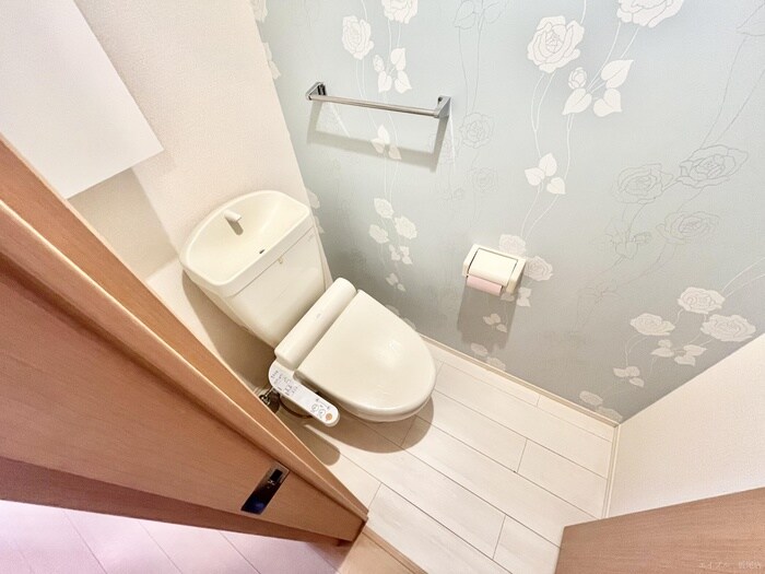 物件内観写真9　(トイレ)