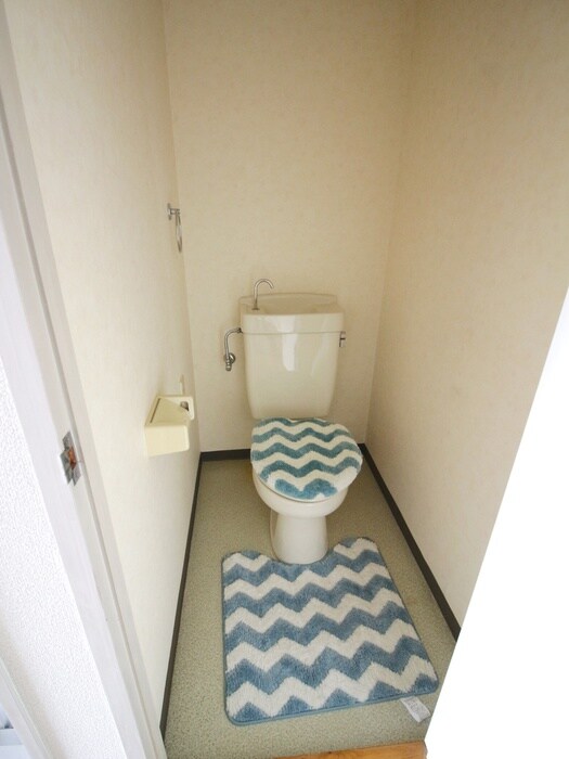 物件内観写真12　(トイレ)